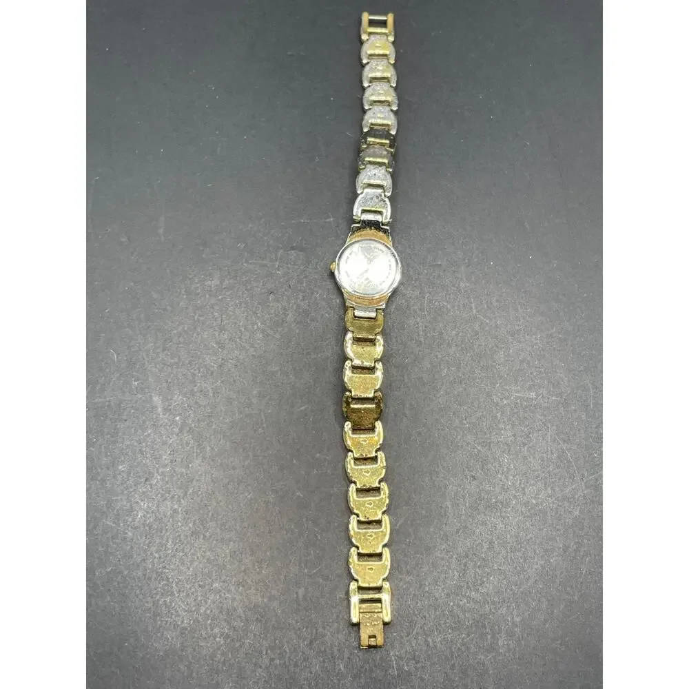 Caravelle By Bulova vintage caravelle